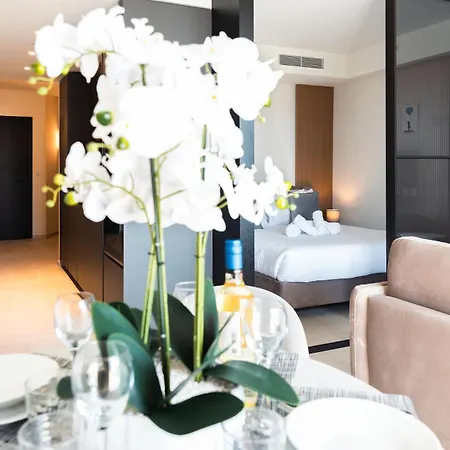 Mercury Bright W Pool Access By Arco Collection * St. Julian's