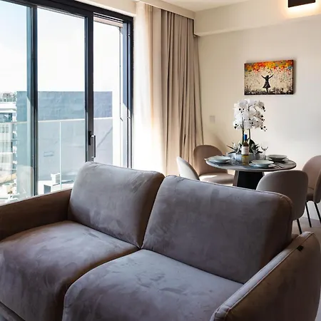 Mercury Bright W Pool Access By Arco Collection *