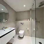 Mercury Bright W Pool Access By Arco Collection شقة