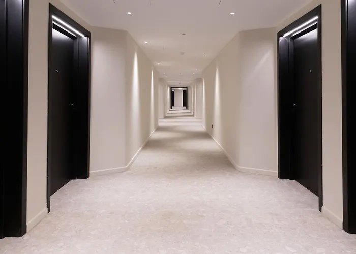 Mercury Bright W Pool Access By Arco Collection Lejlighed