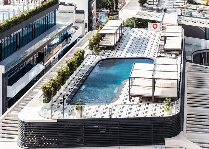 Mercury Bright W Pool Access By Arco Collection Lejlighed