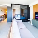 Apartment Mercury Bright W Pool Access By Arco Collection *