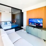 Apartment Mercury Bright W Pool Access By Arco Collection *