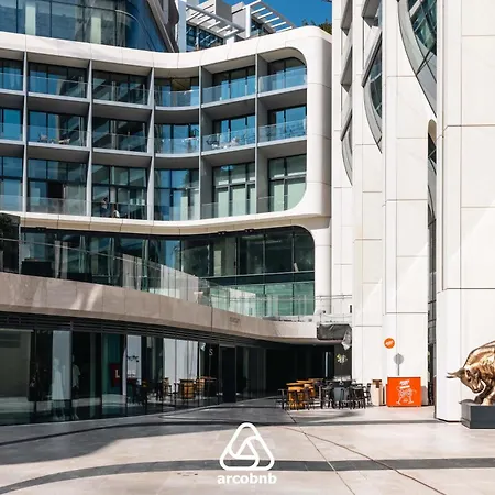 Apartment Mercury Bright W Pool Access By Arco Collection *